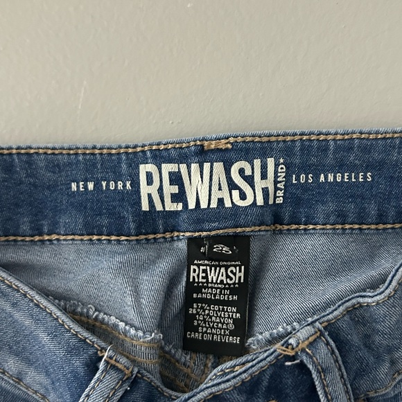 3 pairs of jeans bundle - Guess x2 and Rewash brand - Picture 7 of 14
